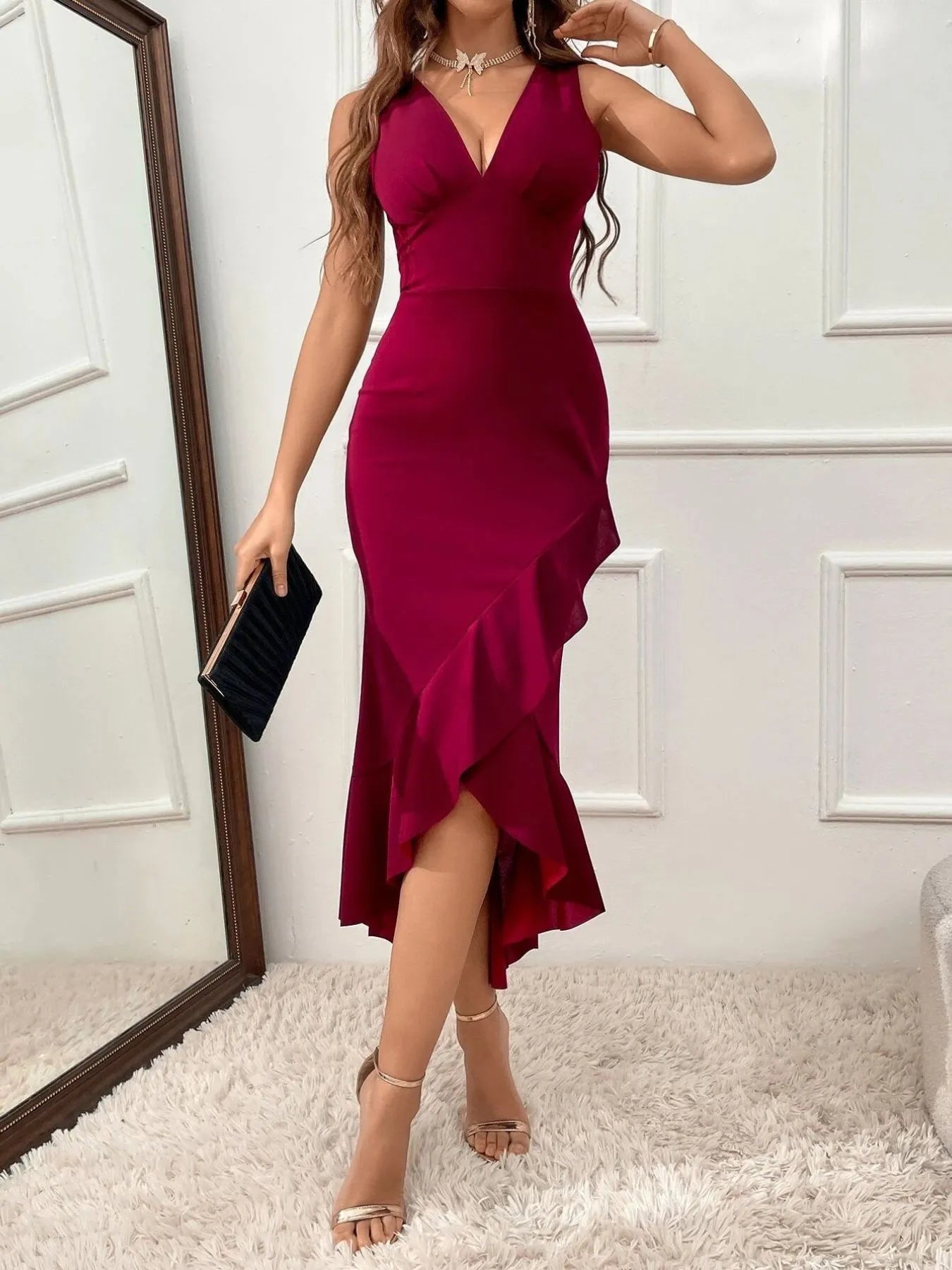 Ruffle Hem V-Neck Bodycon Dress Ruffle Hem V-Neck Bodycon Dress